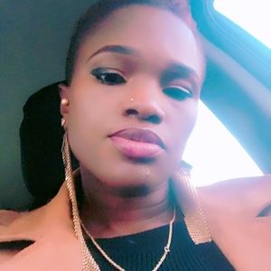 Meet your Posher, Tina